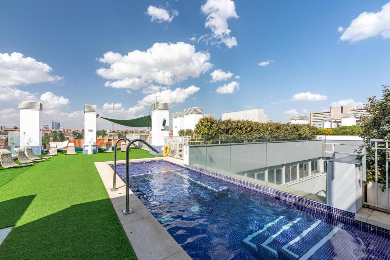Residencia Universitaria Resa Claudio Coello Madrid Exteriör bild