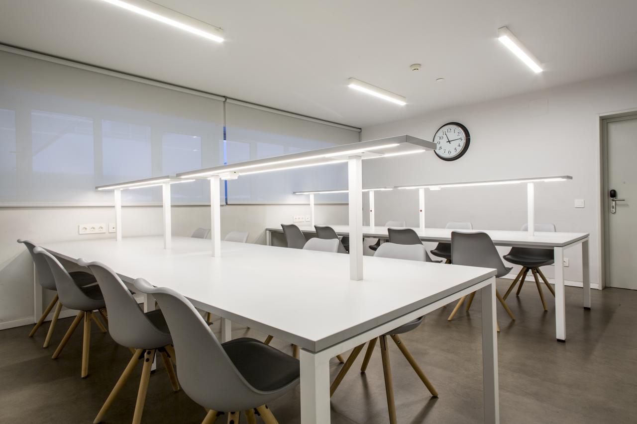 Residencia Universitaria Resa Claudio Coello Madrid Exteriör bild